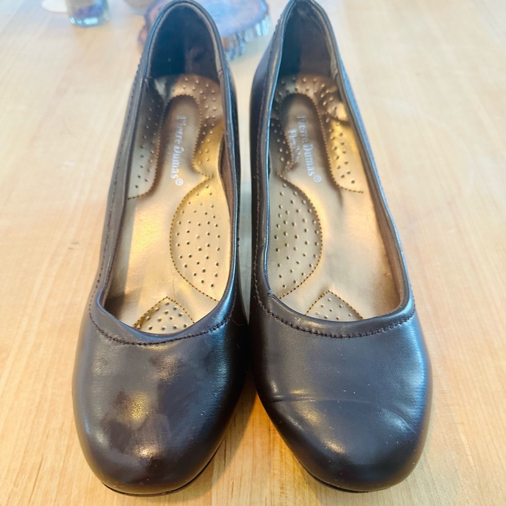 🎉HOST PICK!🎉👠🤎Pierre Dumas FLEXIBLES Dress Shoe 🤎👠